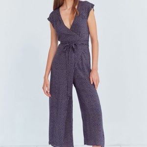 Kimchi Blue floral warp jumpsuit size 4